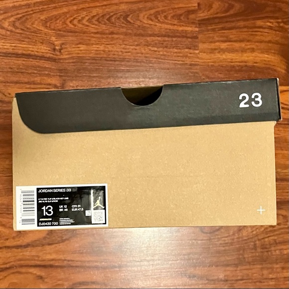 NWT Jordan Series .03 Dear 90's Size 13 - Picture 15 of 16